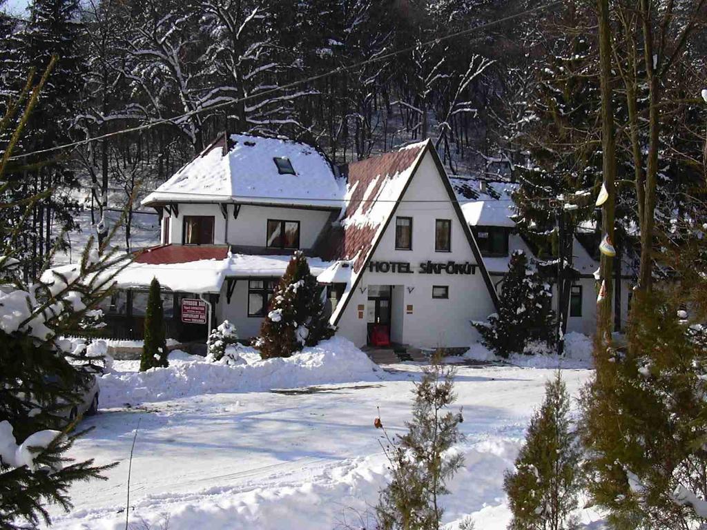 Hotel Sikfokut Noszvaj Extérieur photo