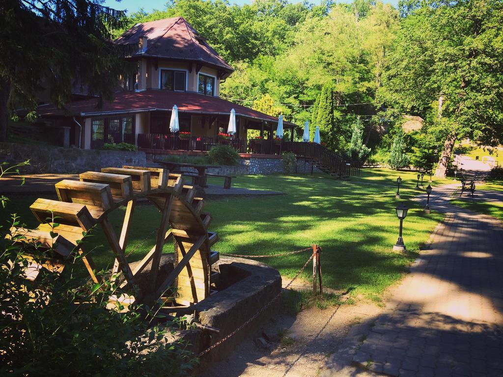 Hotel Sikfokut Noszvaj Extérieur photo